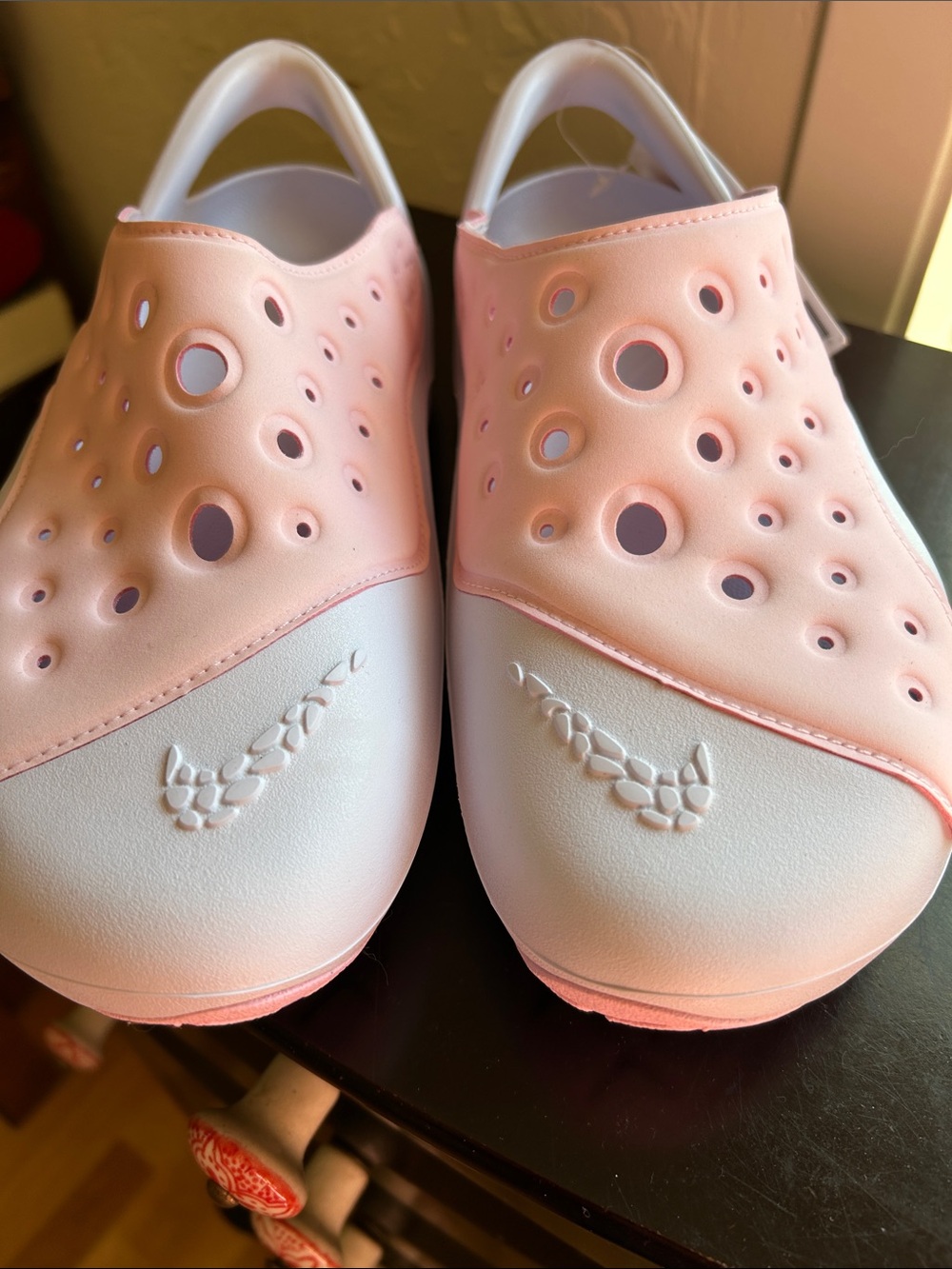 Nike  Aguaswoosh pink and white foam water shoes size 38.5